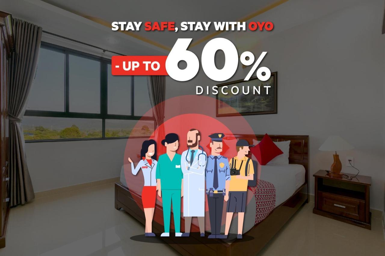 OYO 1568 Stasiun Ka Cirebon Guest House Exterior foto